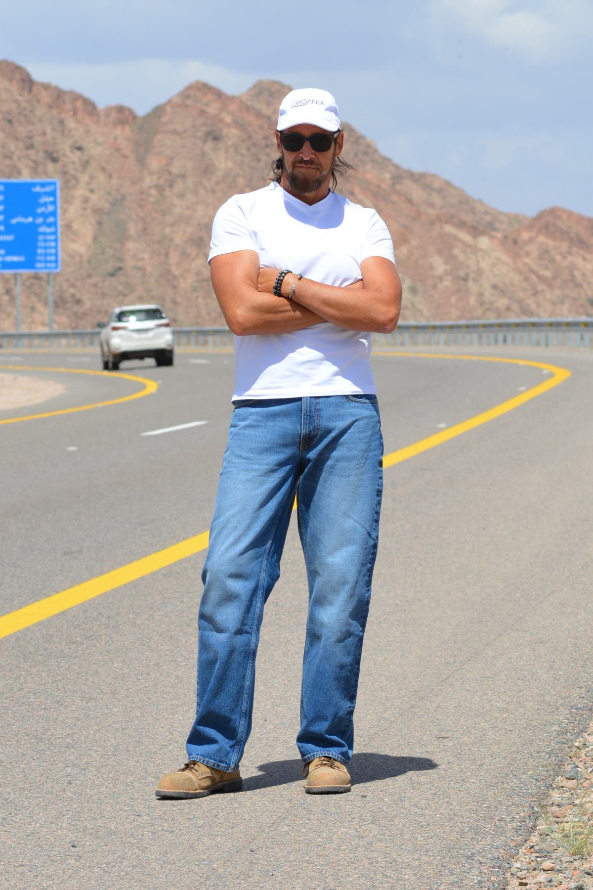 Men's wide jeans
