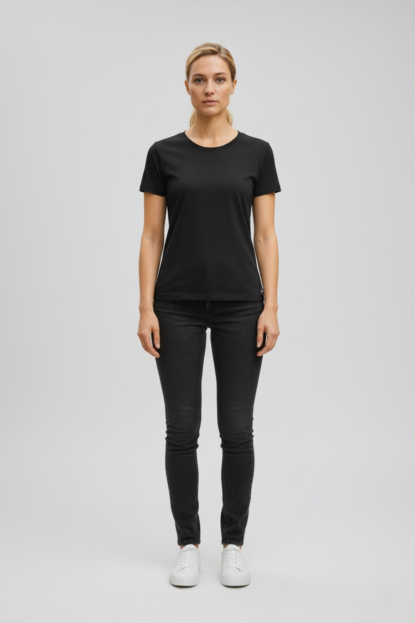 Organic t-shirt black