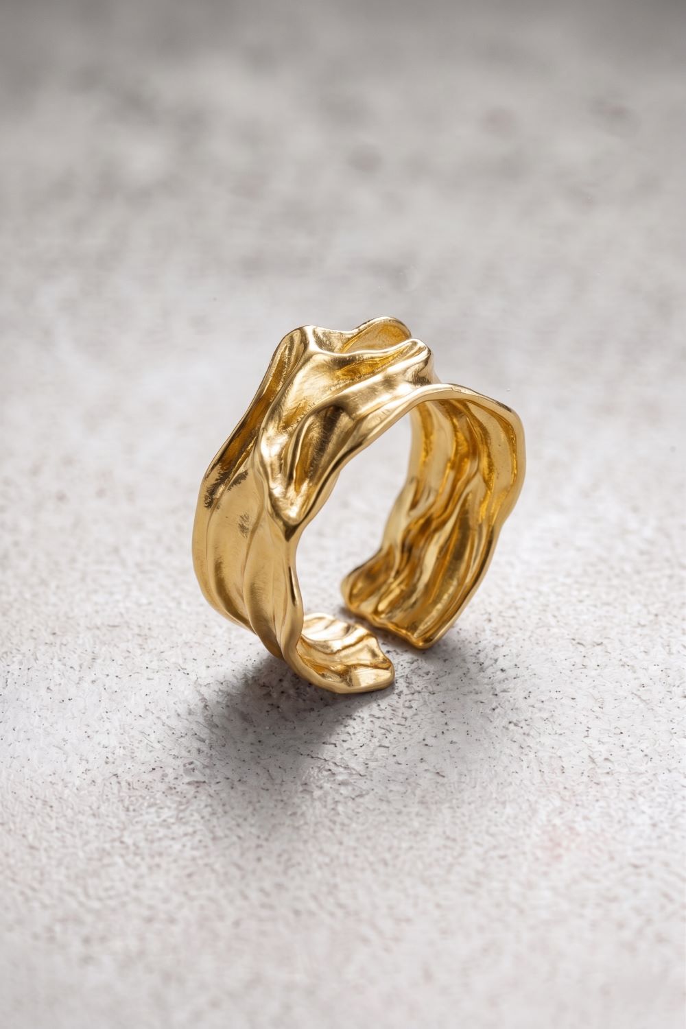 The Sculpted Wave Ring