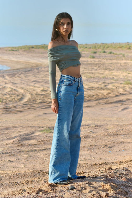 wide leg jeans flare
