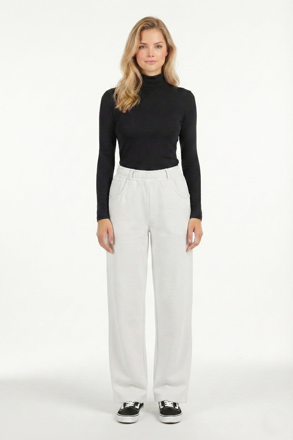 White pants for women