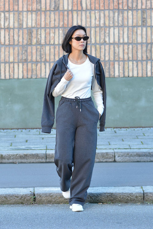 The Organic Straight-Leg Sweatpants - Grey