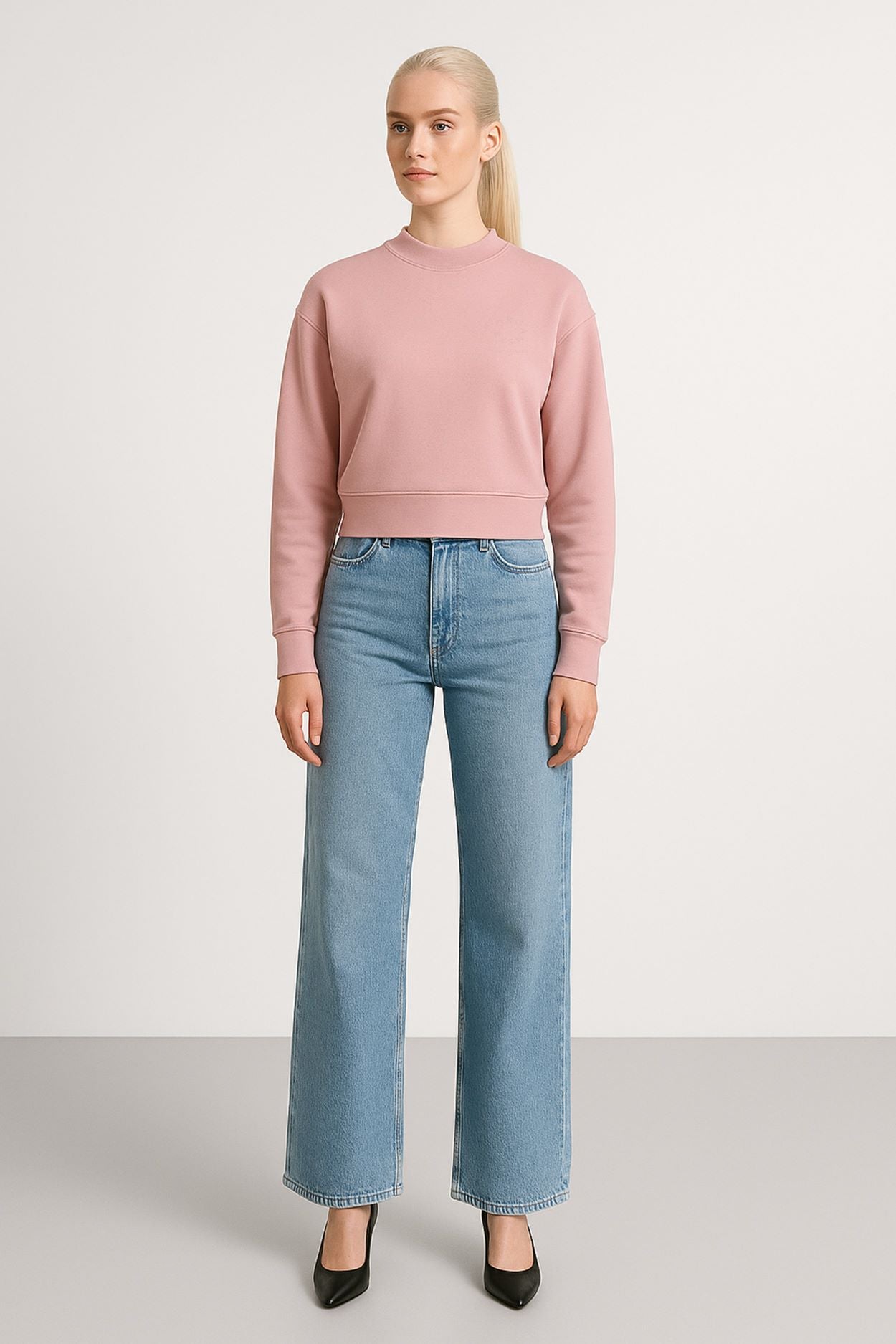 The Organic Cropped Sweatshirt - Pink