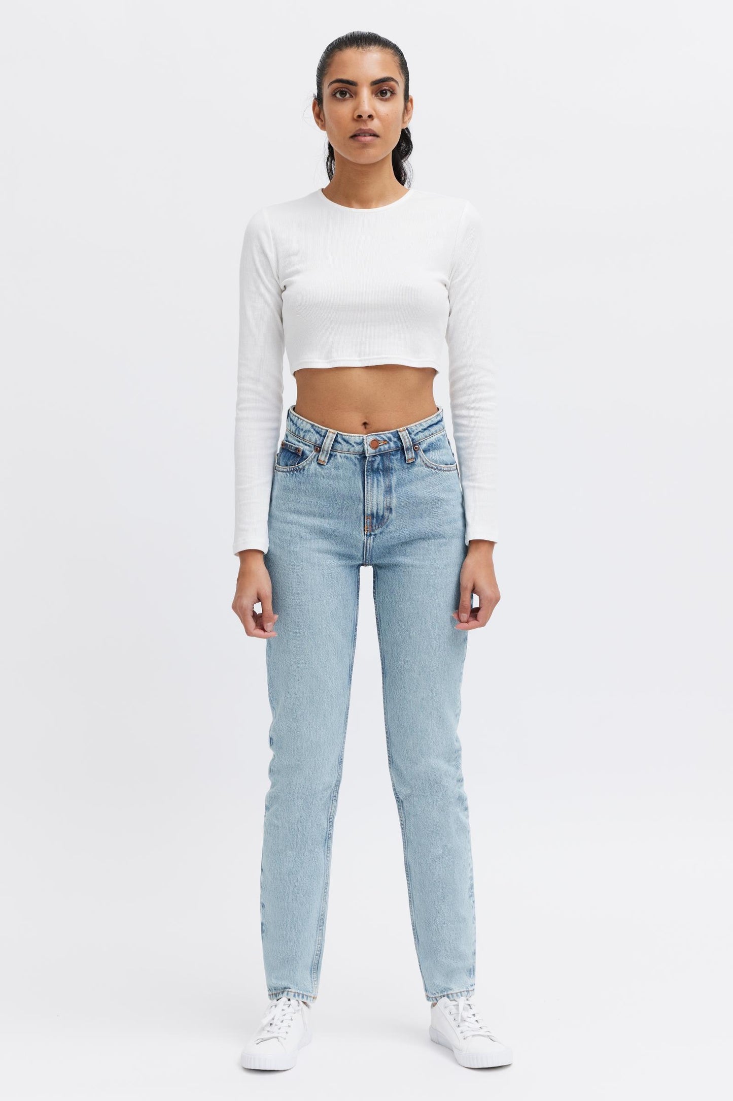 Organic light blue jeans for women