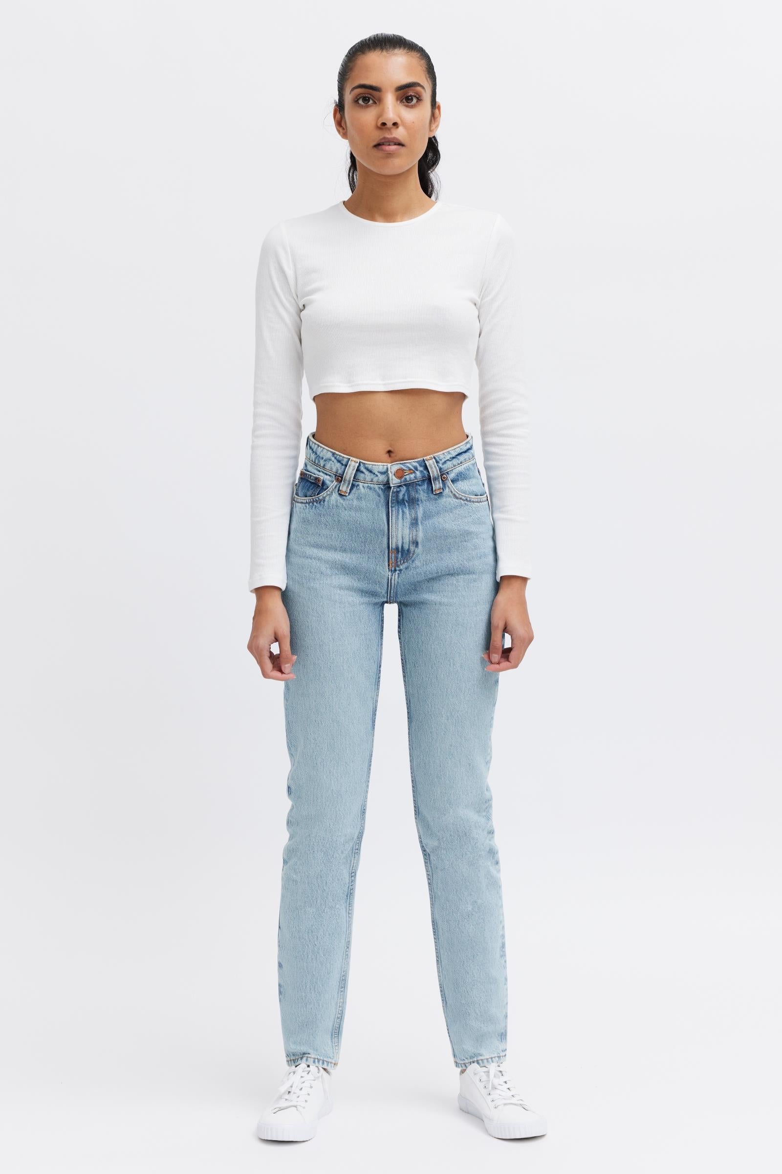 Organic light blue jeans for women