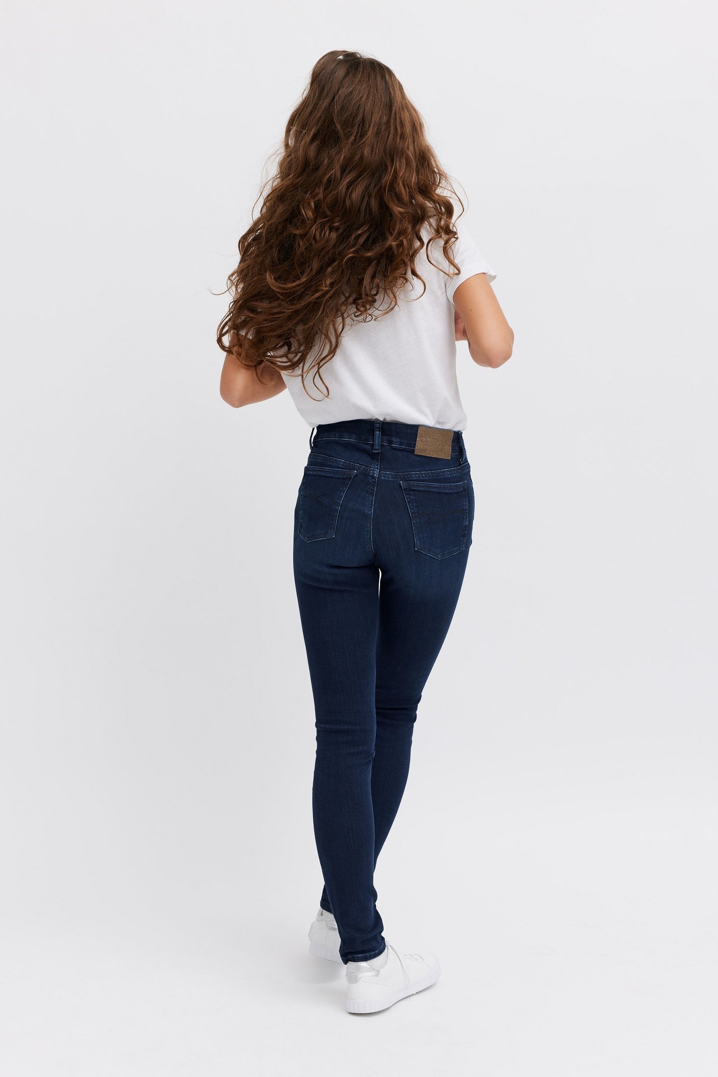 Organic body shaping pants & jeans for women