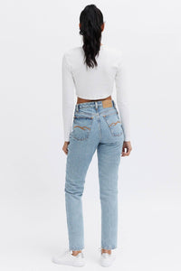 Women's jeans - Circular Fashion - Lease, rent or buy classic tapered denim jeans