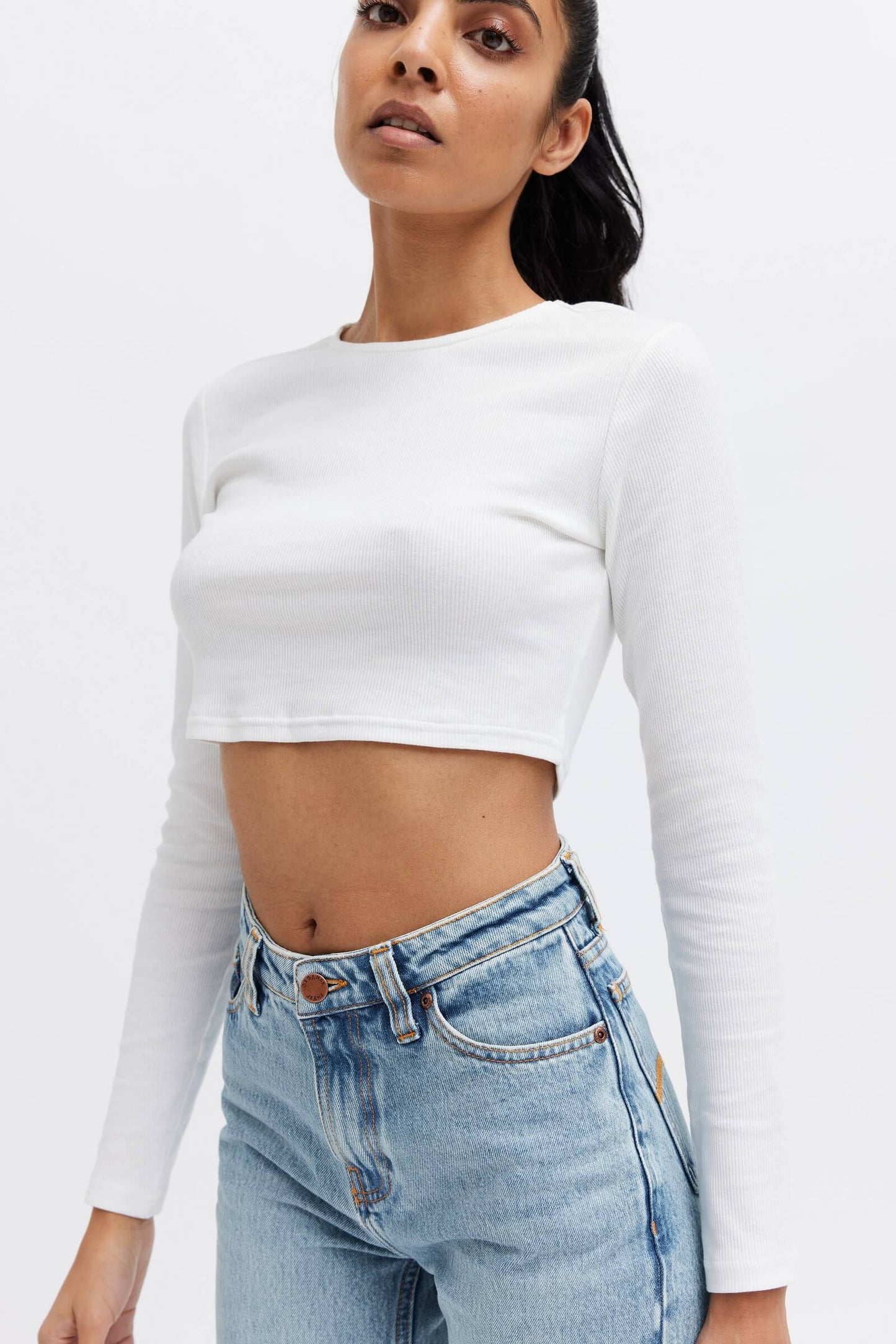Vegan and organic jeans for women