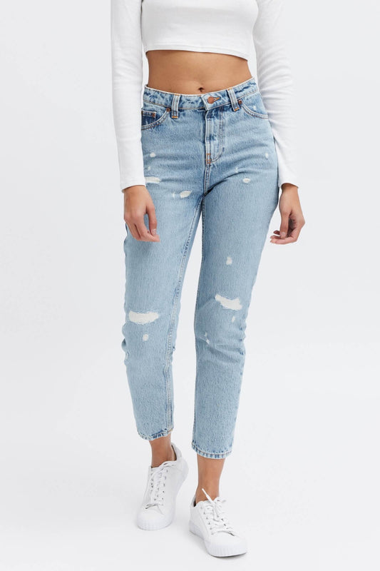 Ripped ethical jeans for women. Oxygen shorty