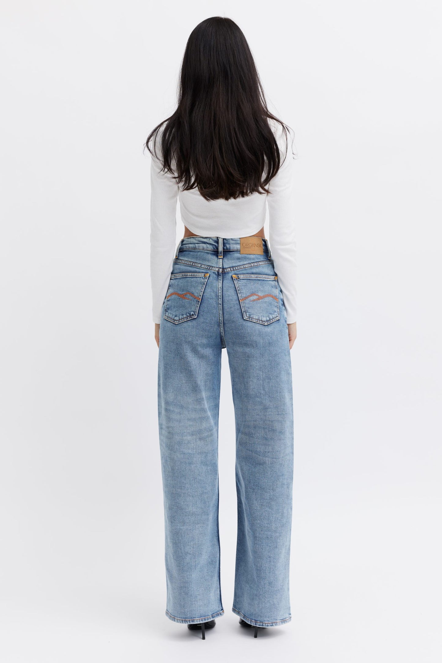 stylish and ethical denim jeans. flared jeans wave