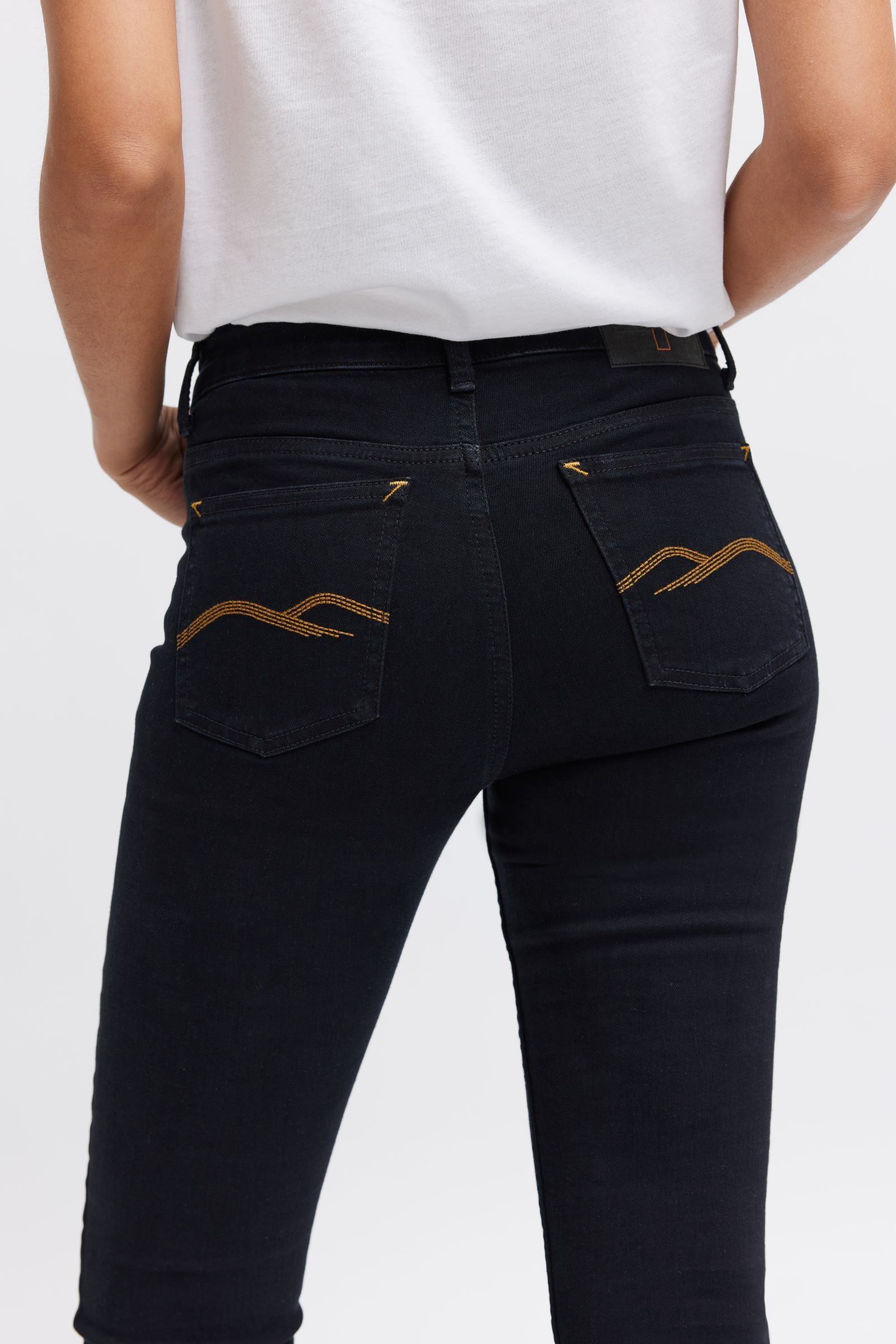 Stylish, sustainable & organic denim for women