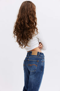 Ethical and vegan jeans for women. relaxed fit