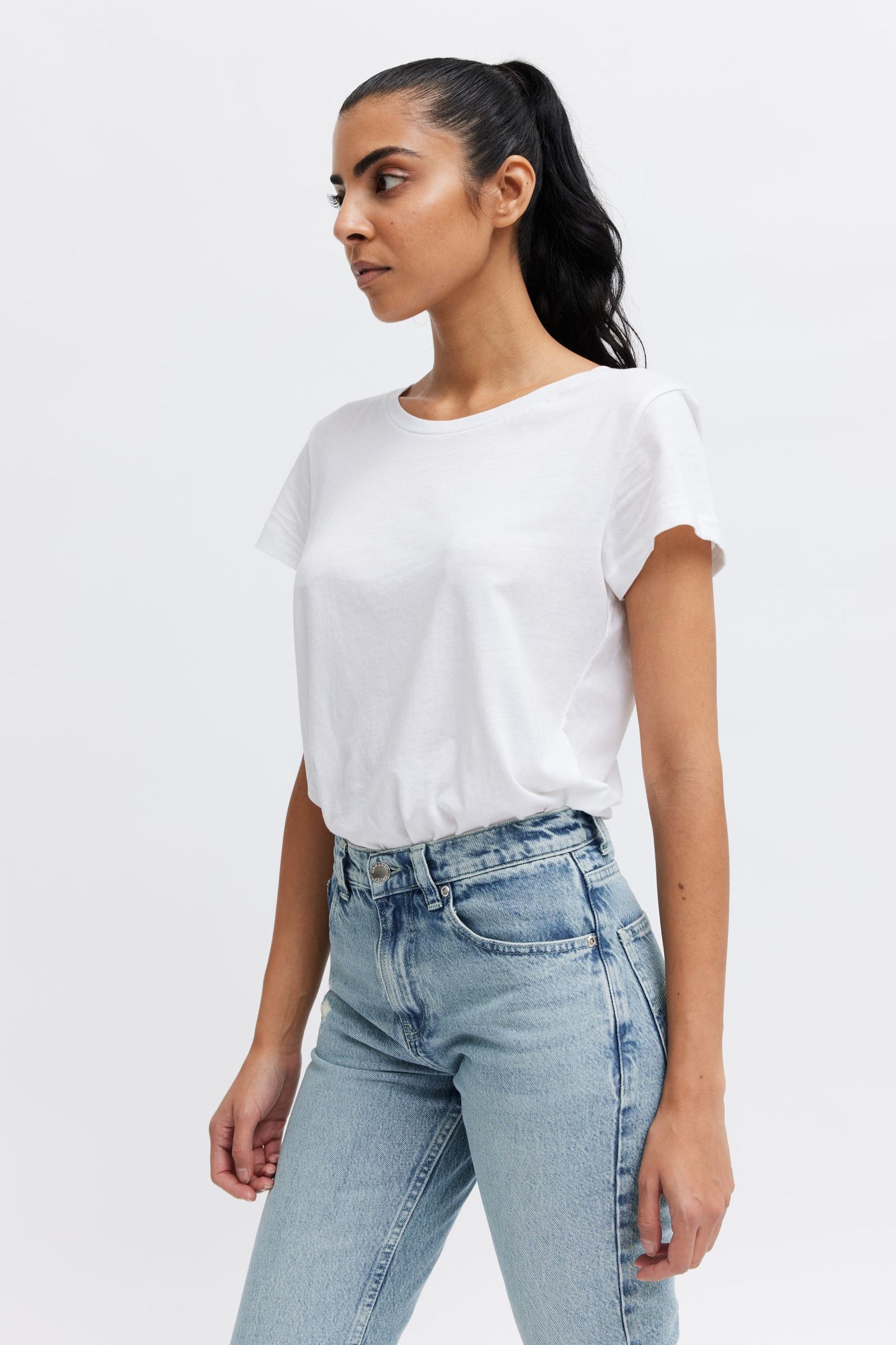 Stylish, organic & vegan denim jeans for women