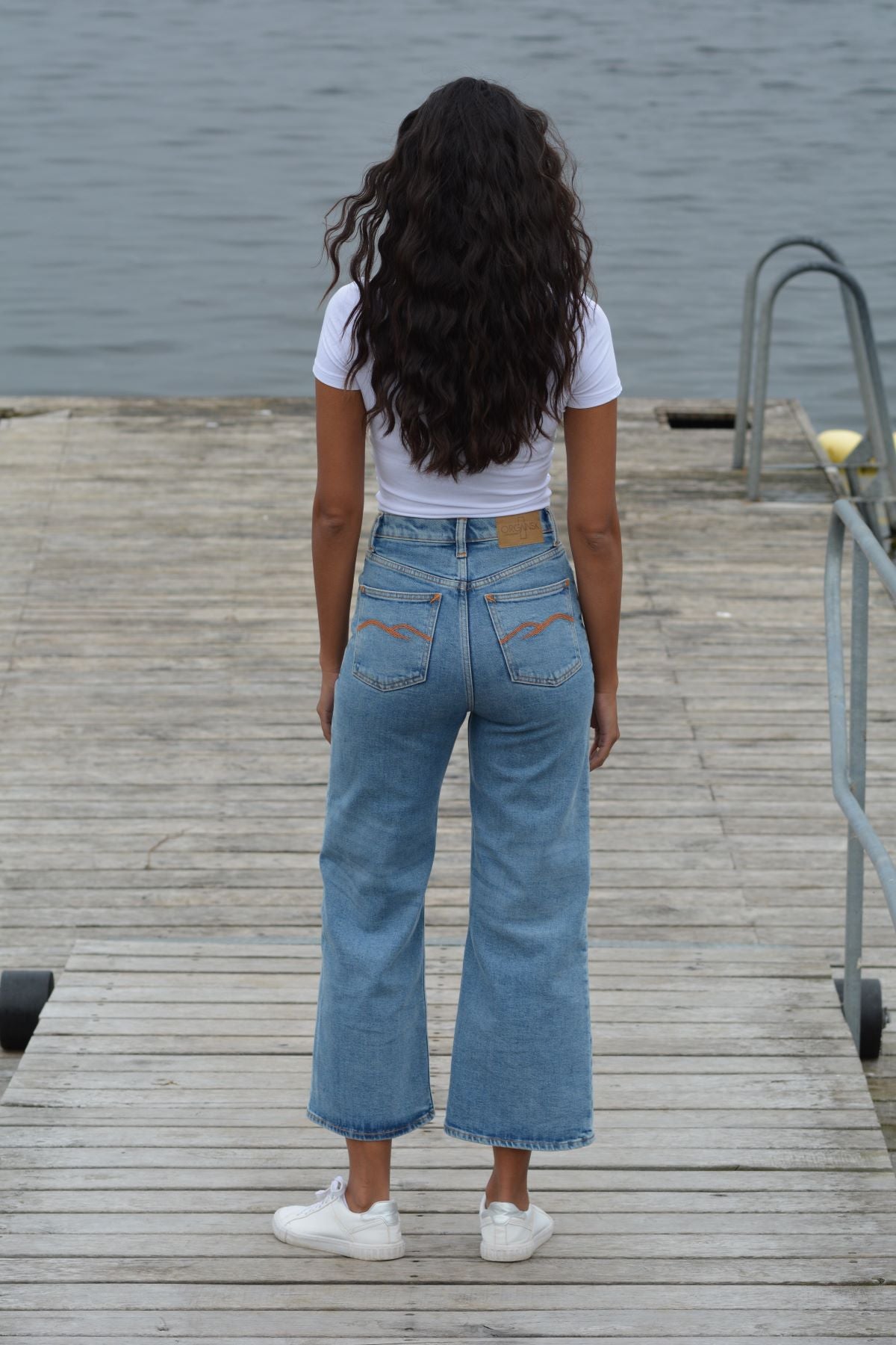 wide leg jeans