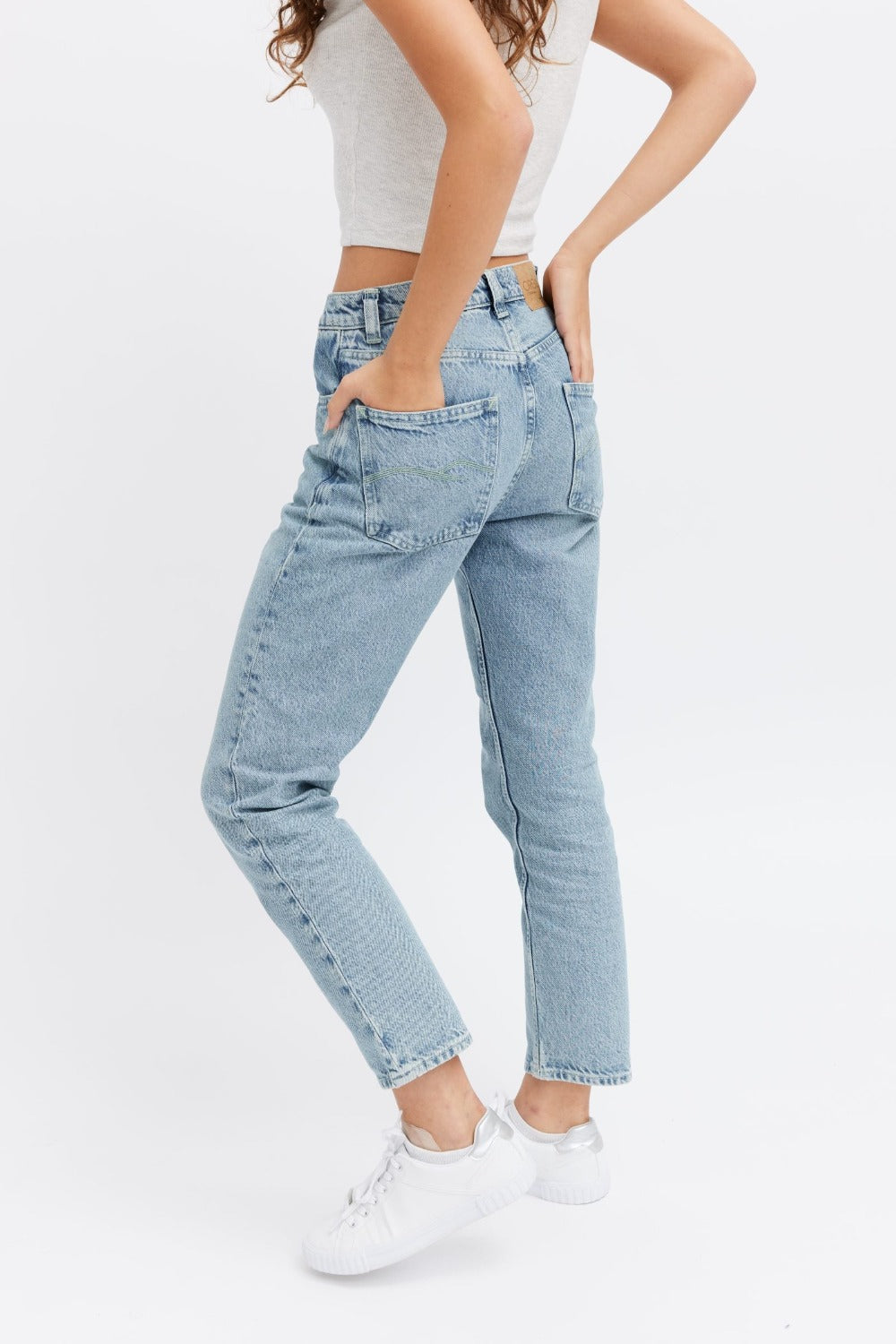 Cropped regular fit jeans - straight leg - 100% organic denim for women