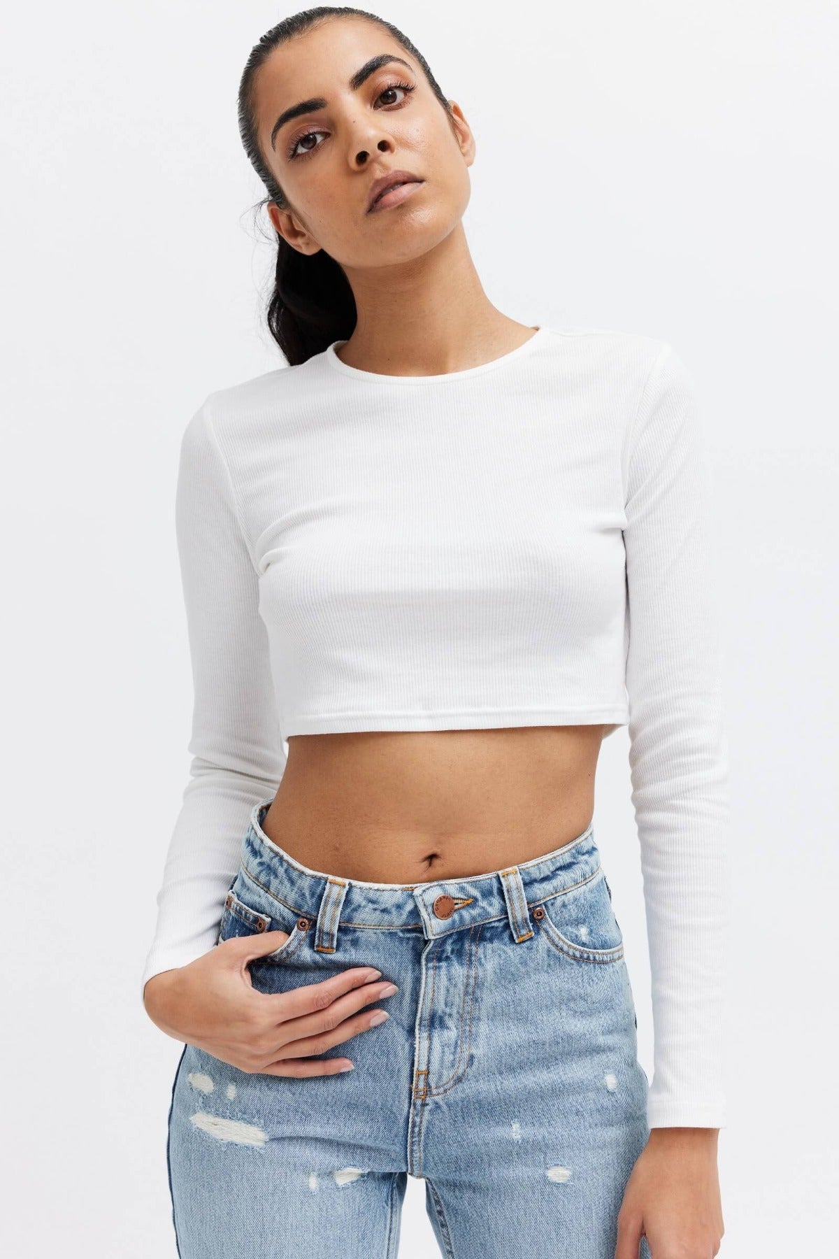 high rise, comfy style cropped jeans 