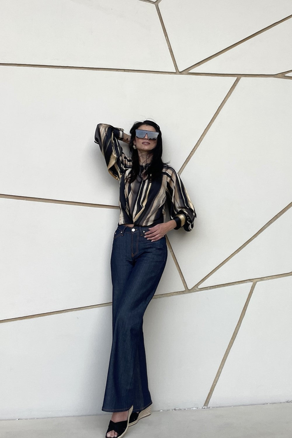 Lowrider™ Jeans | Women's Low Waist Flare Jeans | V-Shape Waist