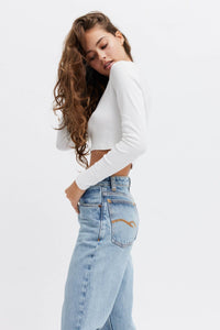 Organic denim female jeans. Comfy style