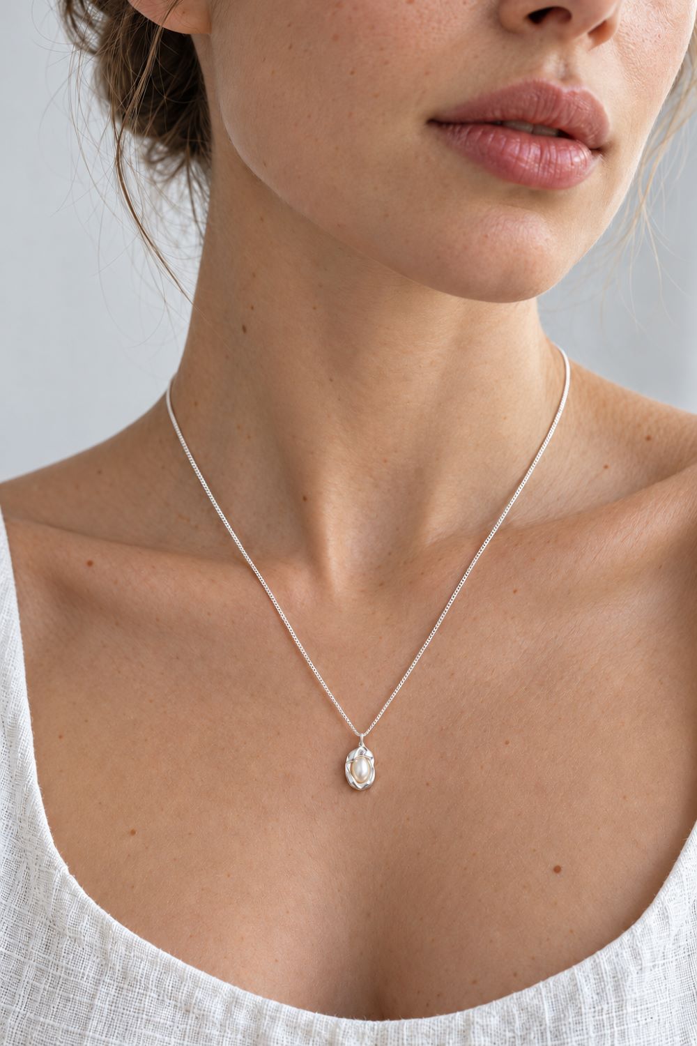 pearl silver necklace