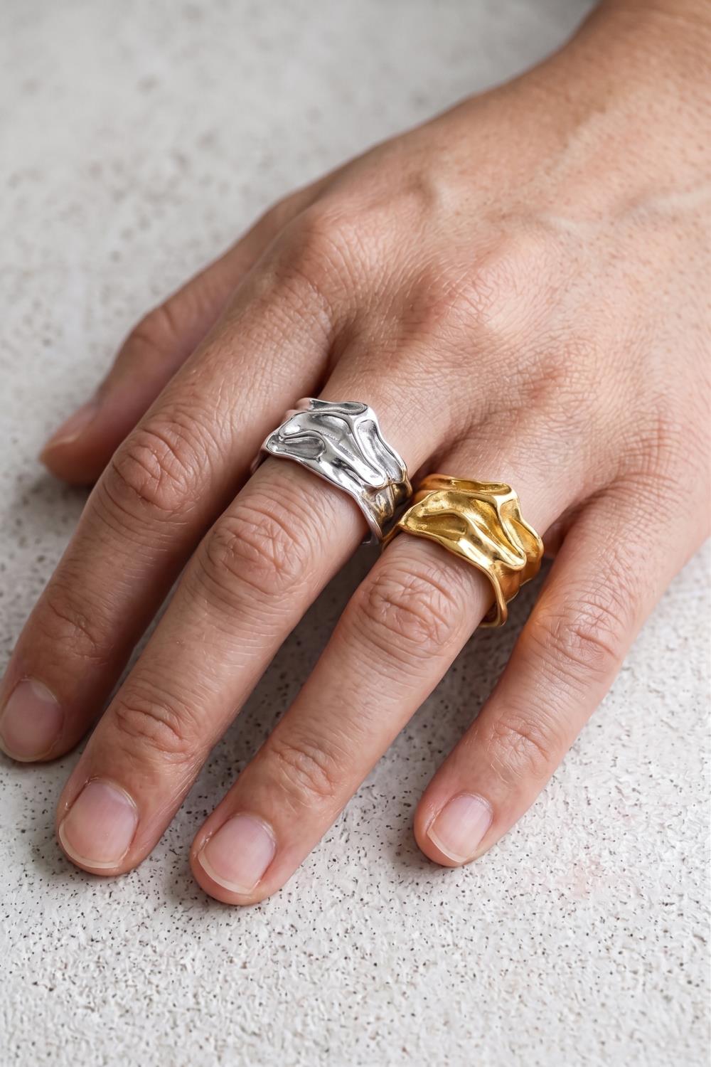 The Sculpted Wave Ring