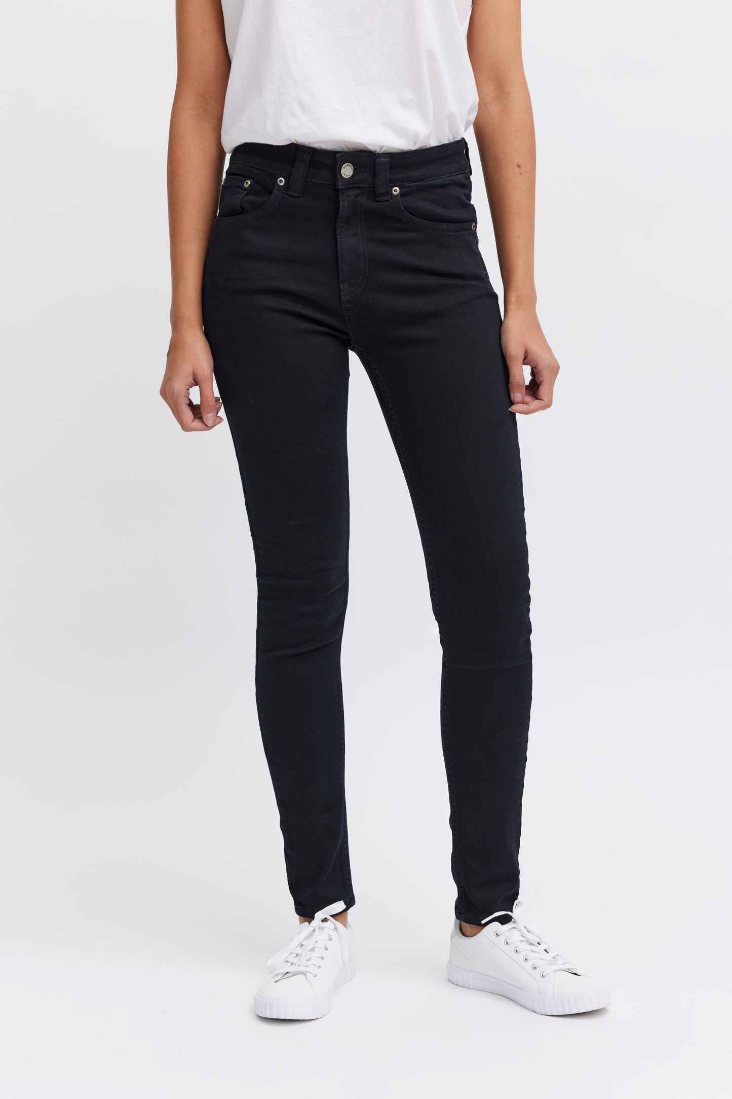Sustainably made black denim - Skinny jeans for women