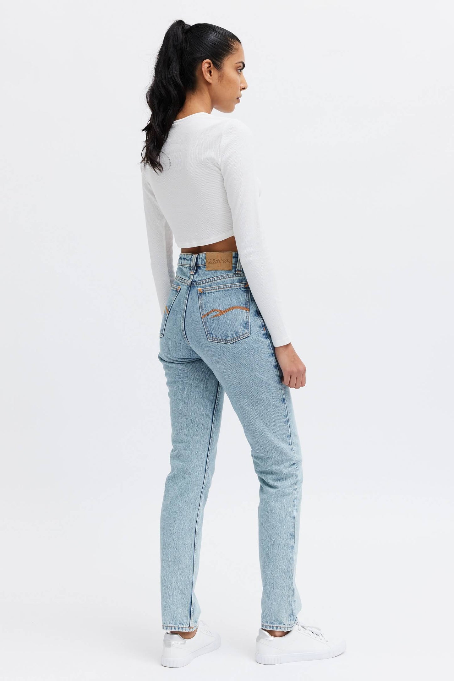 Tapered fit with rips and distress - jeans