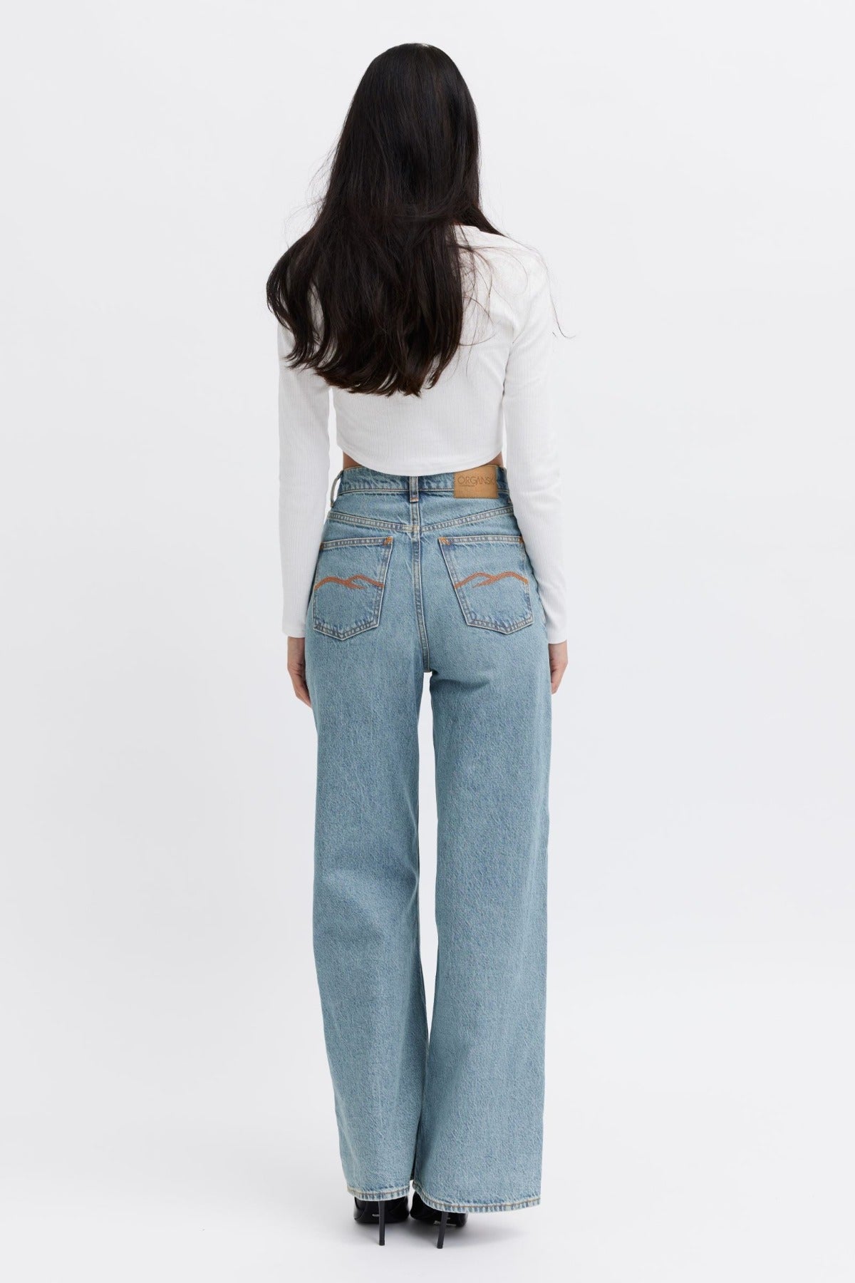 trendy denim jeans- ethical and vegan clothes 