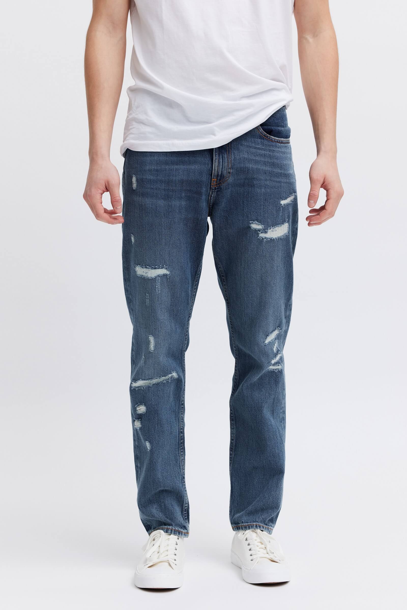 Organic jeans with rips