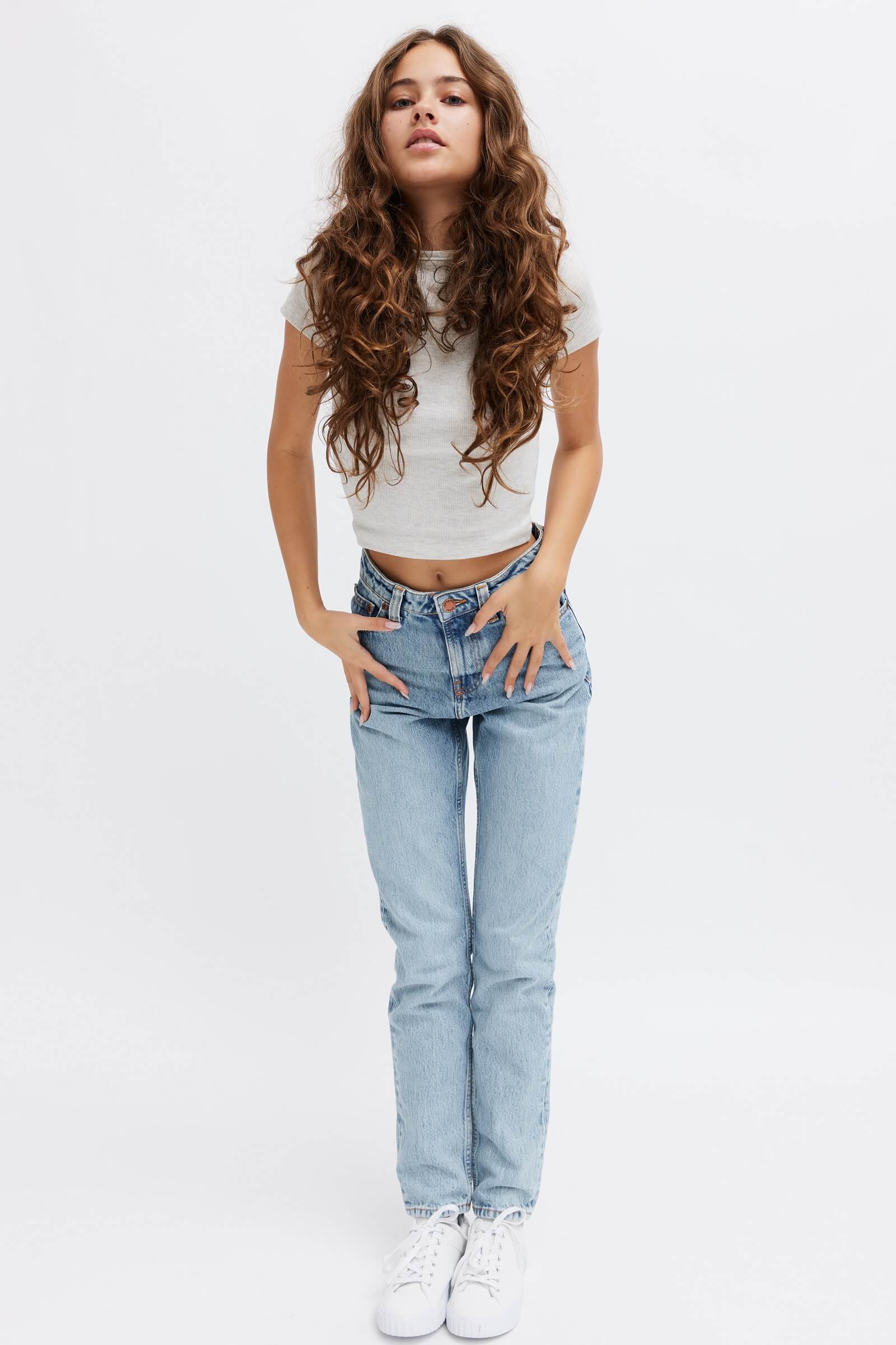 Women's organic cotton jeans - Chic and stylish