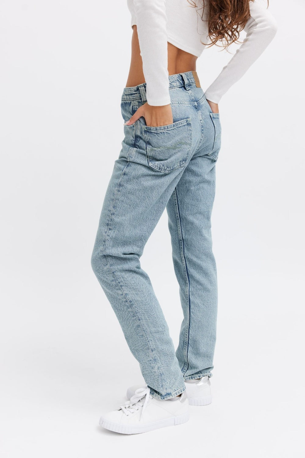 Beatutiful classic women's jeans, made from 100% Organic Cotton - GOTS Certified - Circular Fashion